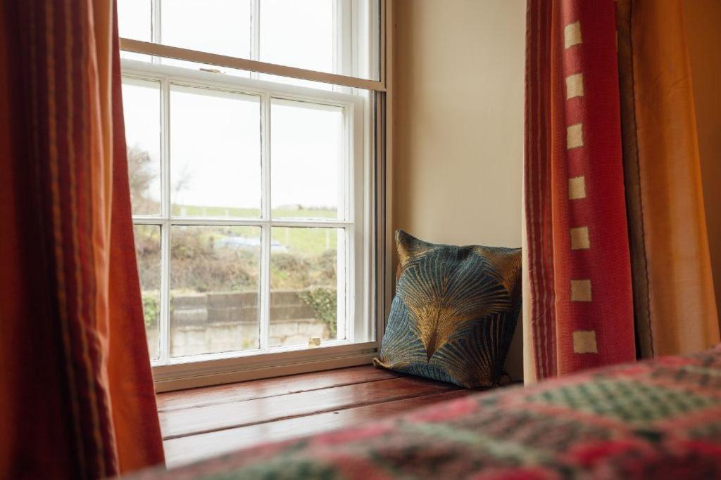 Penrhiw Farm B & B Goodwick Екстериор снимка